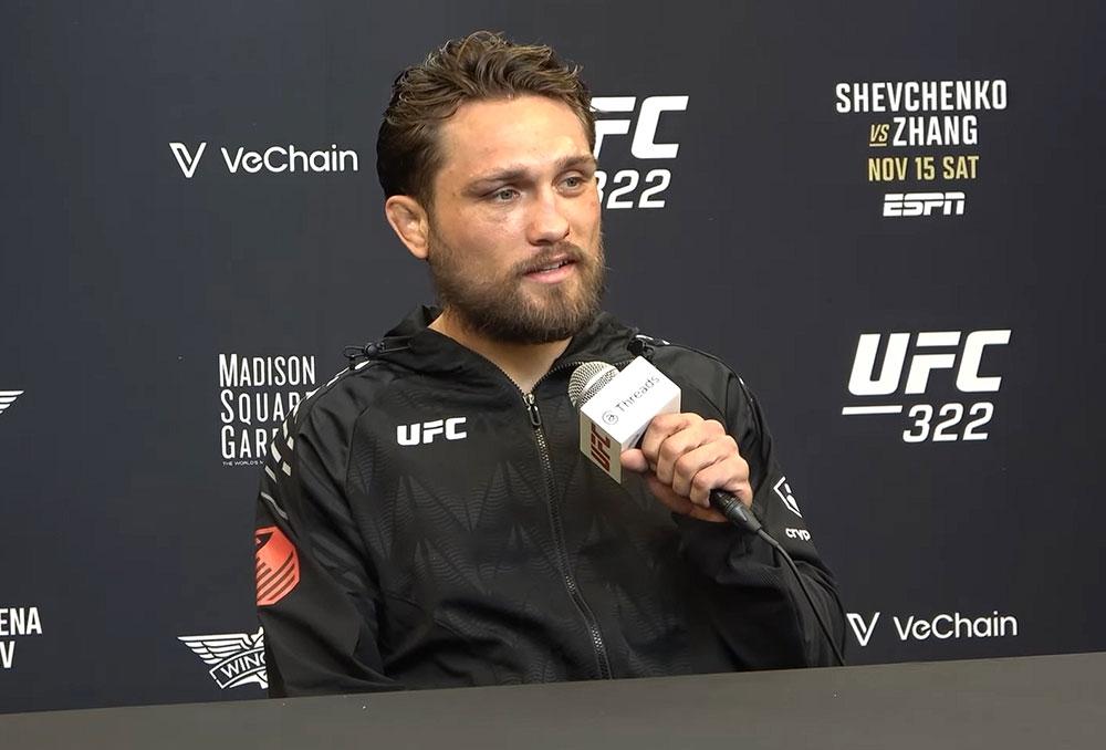 Ethyn Ewing raconte ses 48h de folie avant de battre Malcolm Wellmaker | UFC 322