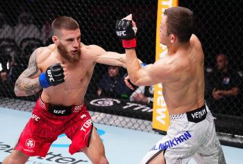 Aleksandre Topuria impose son rythme et neutralise les offensives de Bekzat Almakhan | UFC Qatar