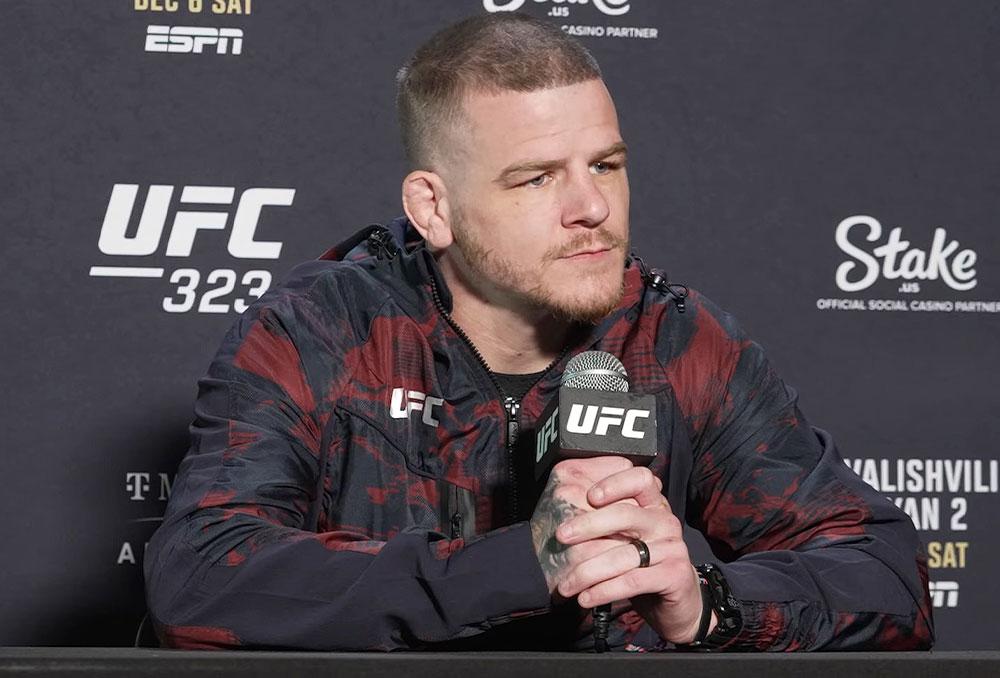 Grant Dawson attribue son manque d'opportunités face au top 15 à son faible nombre d'abonnés | UFC 323