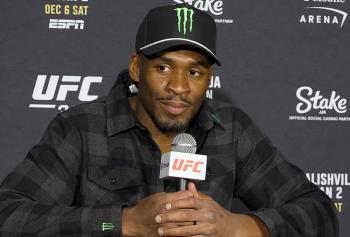 Mansur Abdul-Malik affiche une indifférence totale envers les cotes de paris et la pression extérieure | UFC 323