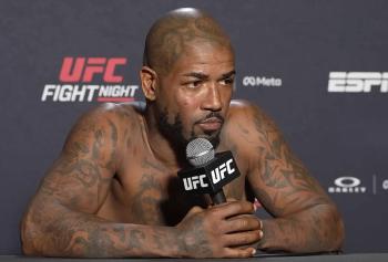 King Green s'offre le club de strip-tease de ses débuts pour sauver un ami invalide | UFC on ESPN 73