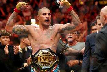 Alex Pereira annonce via les réseaux sociaux qu’il ne combattra pas à la Maison-Blanche en juin prochain