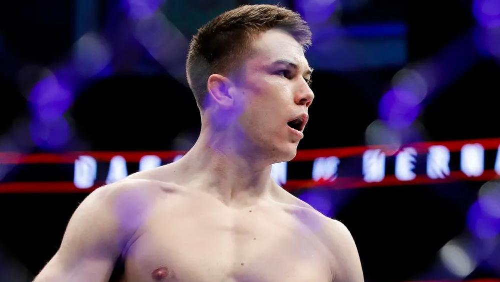 Alexander Hernandez vise une quatrième victoire consécutive face au vétéran Michael Johnson | UFC 314