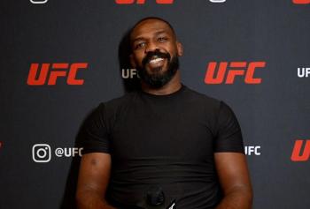 Jon Jones envisage sérieusement de prendre sa retraite et souhaite préserver sa santé