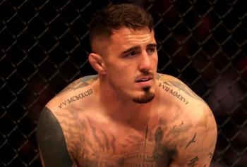 Le champion Tom Aspinall confirme la fin de sa convalescence et son retour imminent dans l'octogone pour défendre son titre