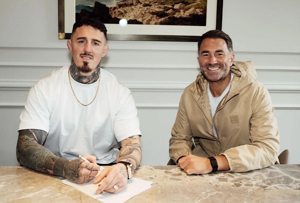 Le champion Tom Aspinall confie désormais la gestion de ses futurs intérêts sportifs au promoteur anglais Eddie Hearn