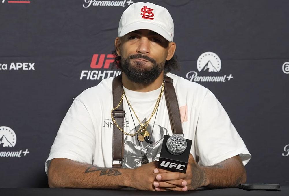 “Arrêtez de pleurer pour les bonus” : Charles Johnson recadre ses collègues sur la nouvelle structure de primes | UFC Fight Night 269