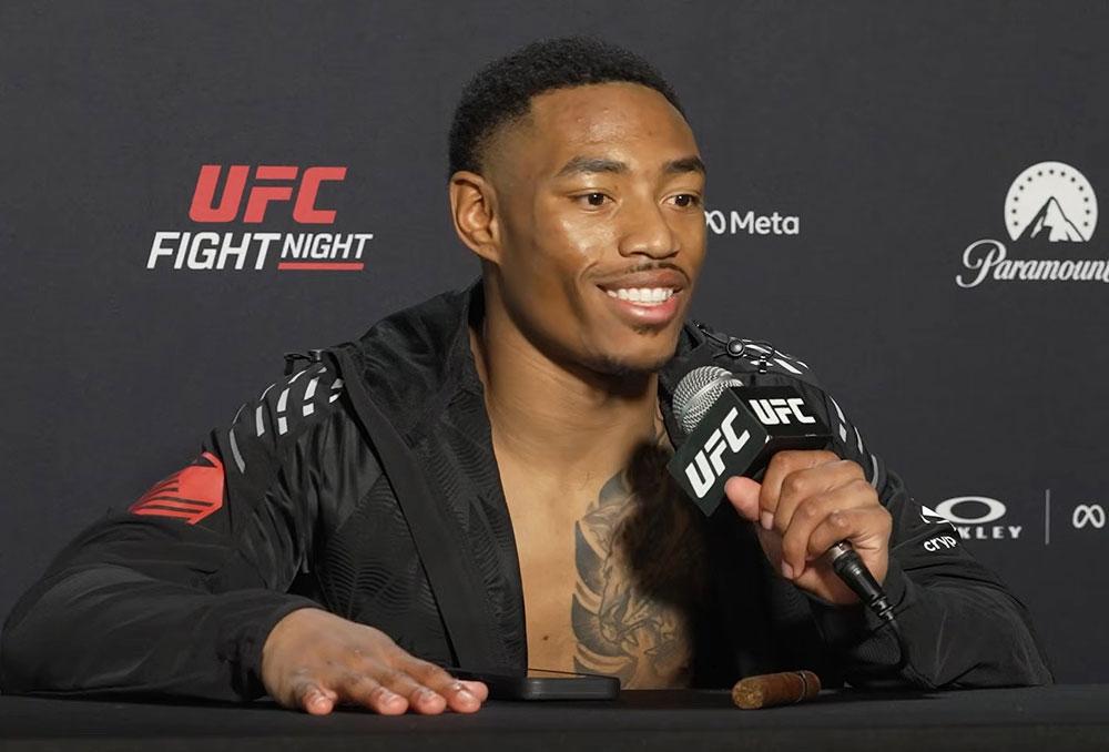 “J’ai prouvé que je suis un combattant complet” : Elijah Smith répond à ses détracteurs après sa victoire | UFC Fight Night 269