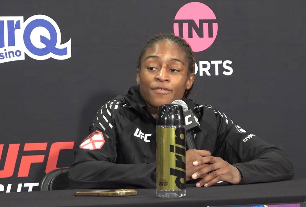 “Je veux trois combats minimum cette année” : Shanelle Dyer affiche ses ambitions pour la suite | UFC Fight Night 270