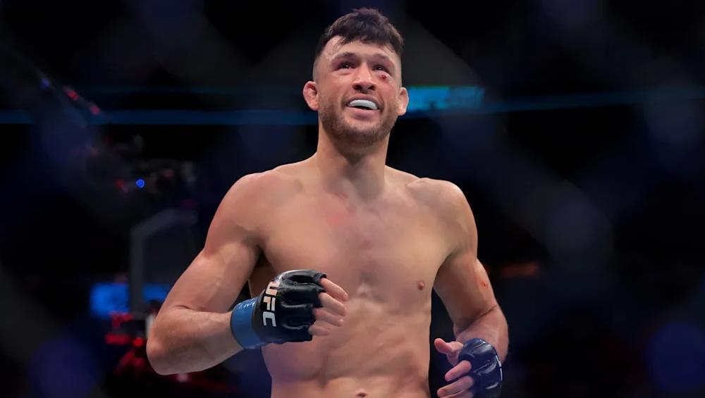 Julian Erosa accueille le nouveau venu Lerryan Douglas pour un choc explosif chez les poids plumes | UFC Fight Night 271
