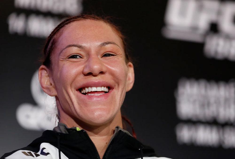 Obsession ou stratégie ? Cris Cyborg répond aux insultes de Ronda Rousey avant son combat contre Gina Carano