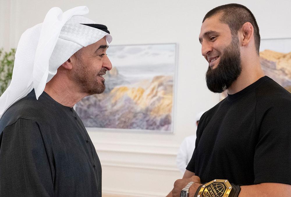 Khamzat Chimaev assume son nouveau rythme et nargue ceux qui pointent du doigt son inactivité