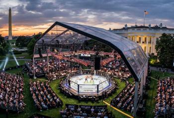 Un premier aperçu visuel du projet révélé lors de la diffusion de l'UFC 327 à Miami