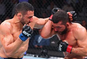 Aaron Pico livre une prestation magistrale face à Patricio Pitbull et s’offre une victoire par décision unanime | UFC 327
