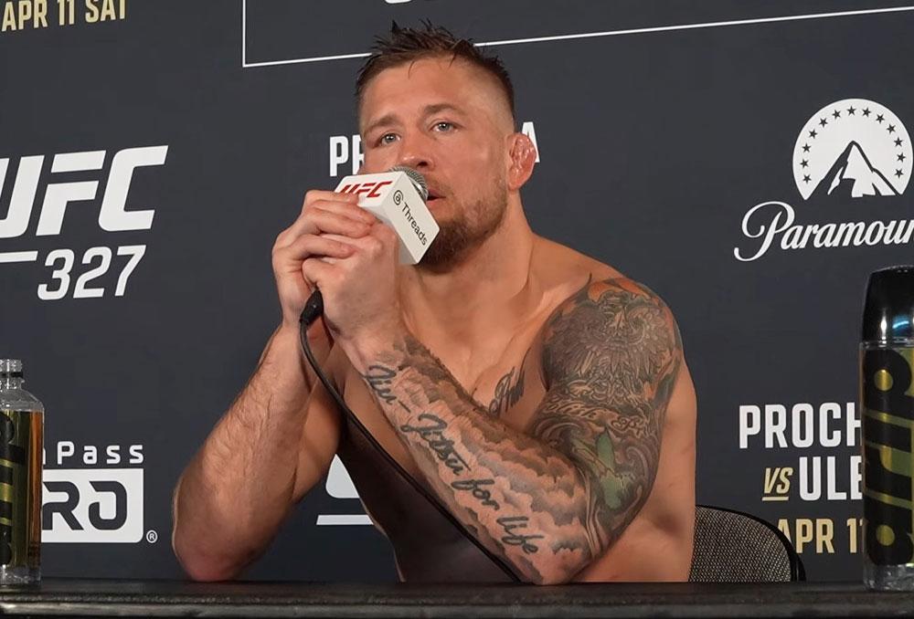 “Je lui ai dit que je l'aimais” : Charles Radtke témoigne son respect à Francisco Prado après leur bataille | UFC 327