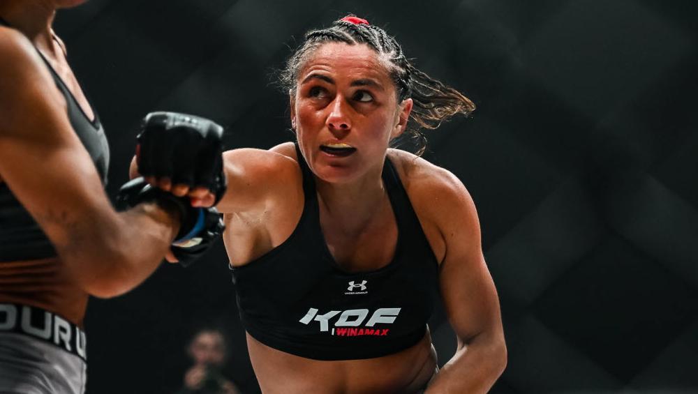 Daniel Cormier et Michael Bisping face à face pour la 34e édition du TUF avec l'espoir française Delphine Benouaich