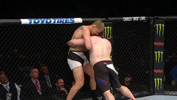 UFC on Fox 24 - Alexander Volkov contre Roy Nelson