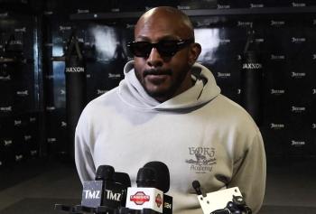 UFC 328 : Khalil Rountree Jr lève le voile sur l'entraînement spartiate de Khamzat Chimaev