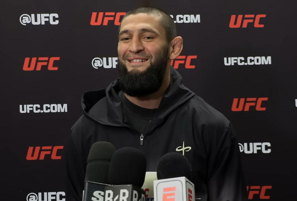 Khamzat Chimaev promet une leçon de lutte à Sean Strickland : “Il n'a jamais affronté quelqu'un comme moi” | UFC 328