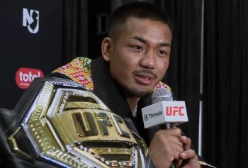 Joshua Van savoure sa première défense de titre et salue la résilience de Tatsuro Taira | UFC 328