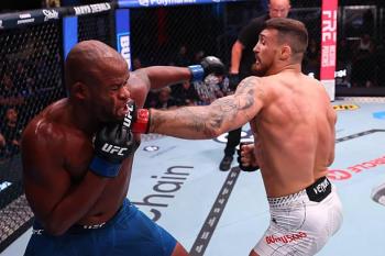 Modestas Bukauskas s'impose par décision partagée contre un Christian Edwards valeureux | UFC Fight Night 276