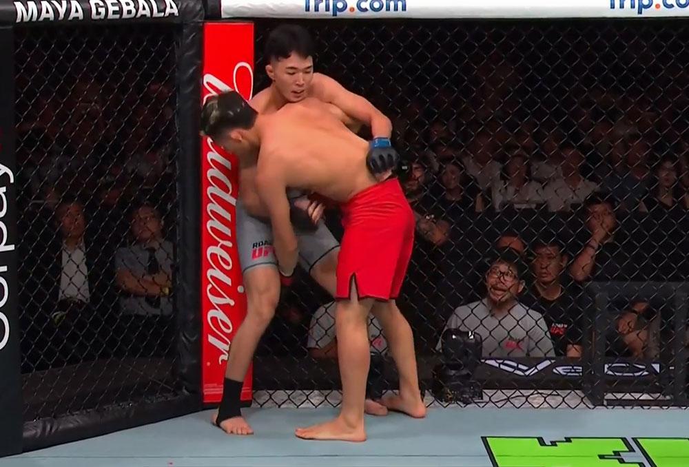 Ryo Tajima bat Ti Haitao par décision partagée à la suite d'un affrontement très serré | Road to UFC