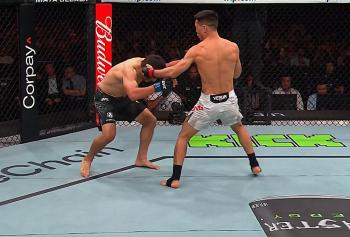 Rongzhu liquide Victor Martinez en soixante-dix secondes chrono | Road to UFC
