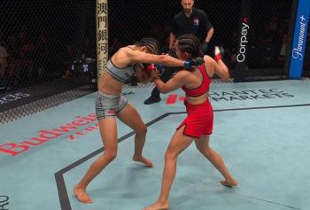 Farida Abdueva bat Feng Xiaocan par TKO après modification du résultat | Road to UFC