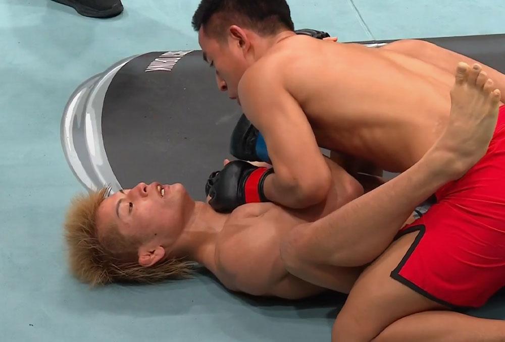 Jiniushiyue bat Kaito Oda par décision unanime au terme d'un festival de transitions au sol | Road to UFC