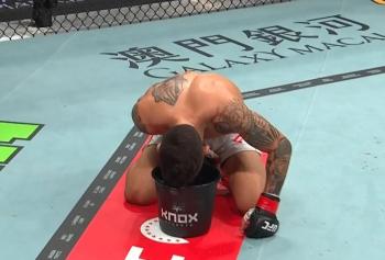 Alex Perez et Su Mudaerji se quittent sur un no-contest frustrant après une série de fautes involontaires | UFC Fight Night 277