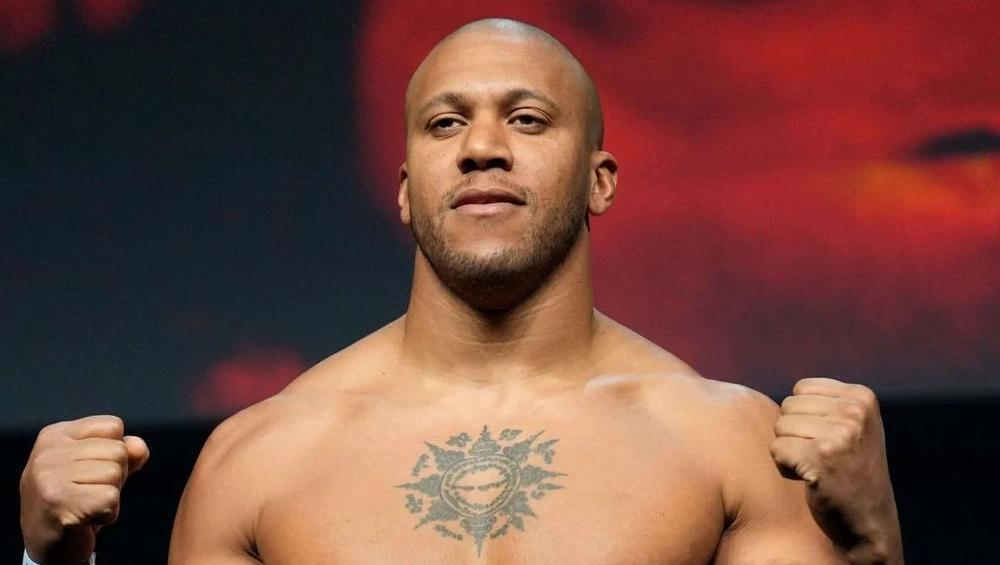 Alex Pereira vise un exploit historique face à Ciryl Gane pour la ceinture intérimaire des poids lourds | UFC Freedom 250 Alex Pereira vise un exploit historique face à Ciryl Gane pour la ceinture intérimaire des poids lourds | UFC Freedom 250
