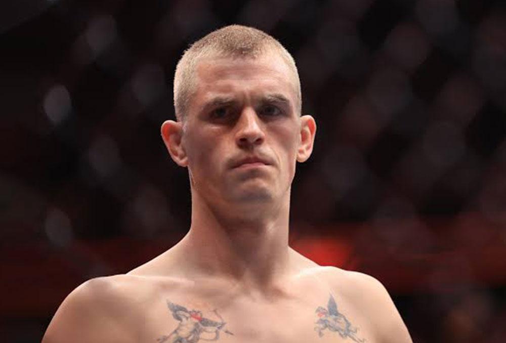 UFC 329 : Ian Garry mise sur la puissance de KO de Conor McGregor face à Max Holloway