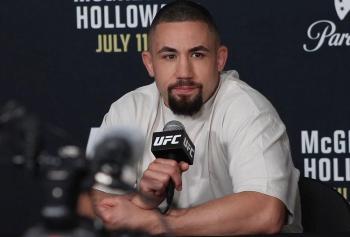 UFC 329 : Robert Whittaker se confie sur ses grands débuts chez les poids mi-lourds | Las Vegas