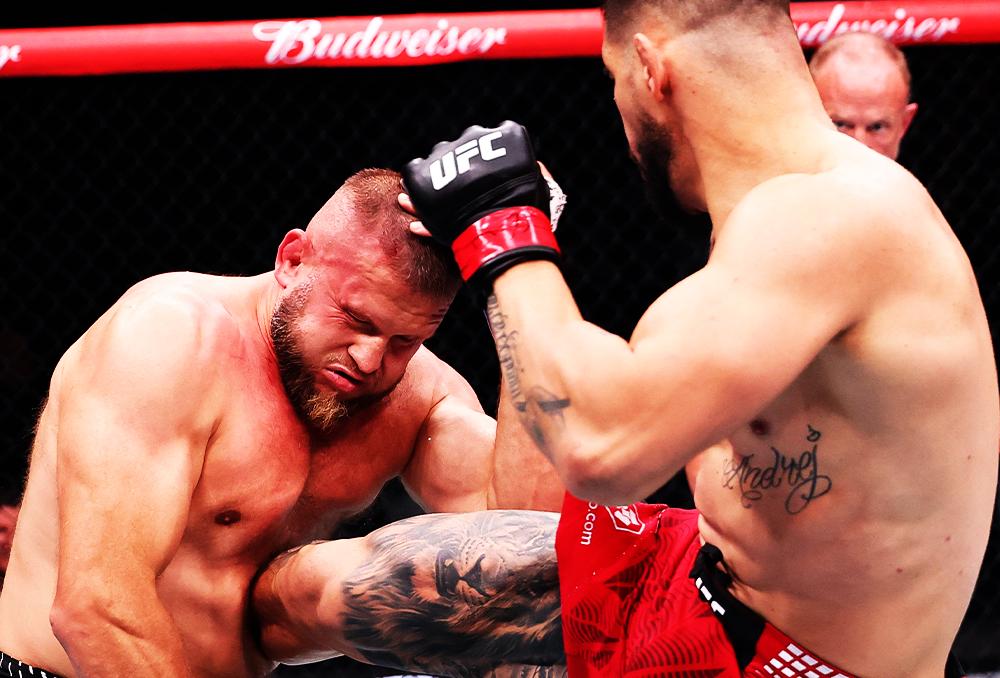 UFC Belgrade : Aleksandar Rakic réussit ses débuts chez les poids lourds en dominant Marcin Tybura à la décision