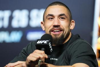 Robert Whittaker veut un gros nom chez les poids mi-lourds, Jan Blachowicz répond à l'appel
