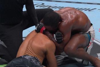 UFC 330 : Jeremiah Wells renverse la vapeur et s'offre Myktybek Orolbai par soumission au 3e round