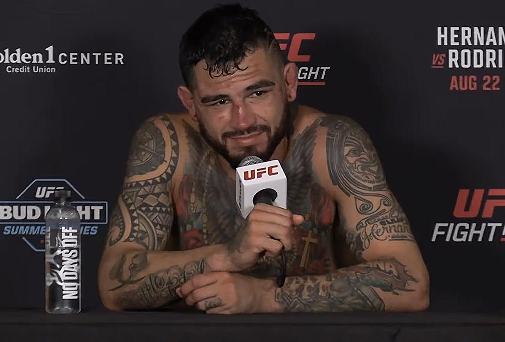 UFC Sacramento : Anthony Hernandez revient sur sa blessure à la jambe et pointe du doigt l'arbitrage
