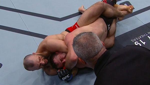 UFC 211 - Joachim Christensen contre Gadzhimurad Antigulov