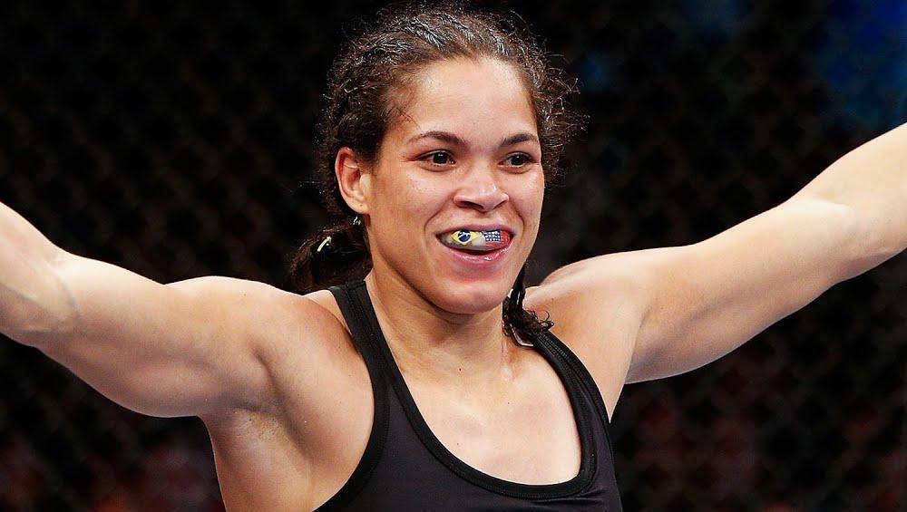 Amanda Nunes prévient Julianna Pena : “Je vais te botter le cul” à l'UFC 289
