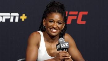 Angela Hill révèle qu'elle est harcelée par la mère de Michelle Waterson avant son combat contre Mackenzie Dern