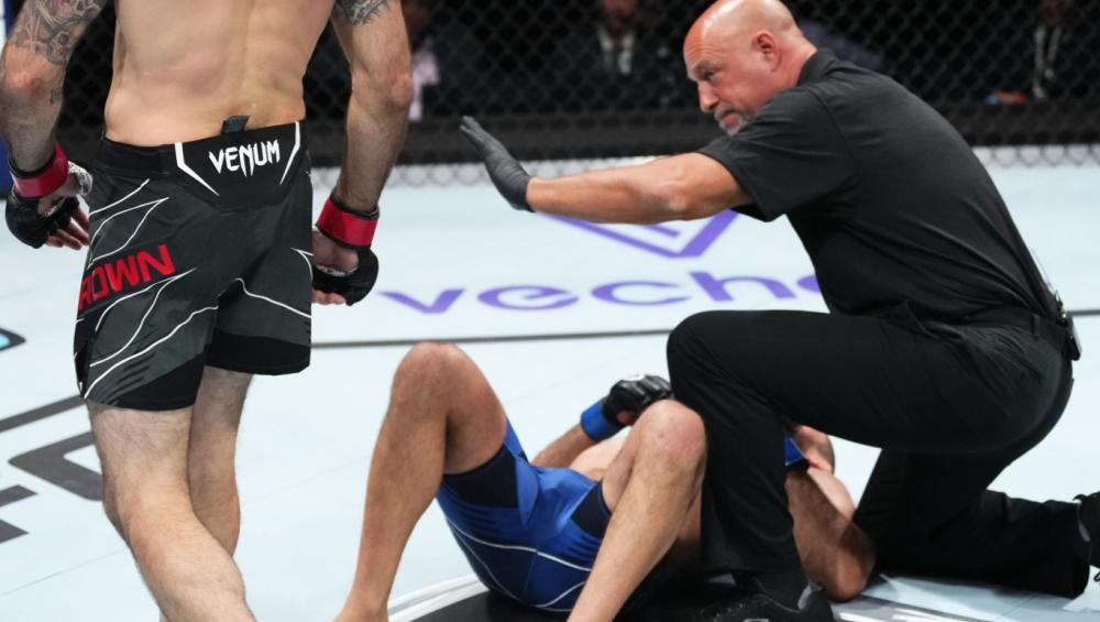 Matt Brown réalise un KO dévastateur pour terrasser Court McGee, égalant ainsi le record de Derrick Lewis | UFC Charlotte