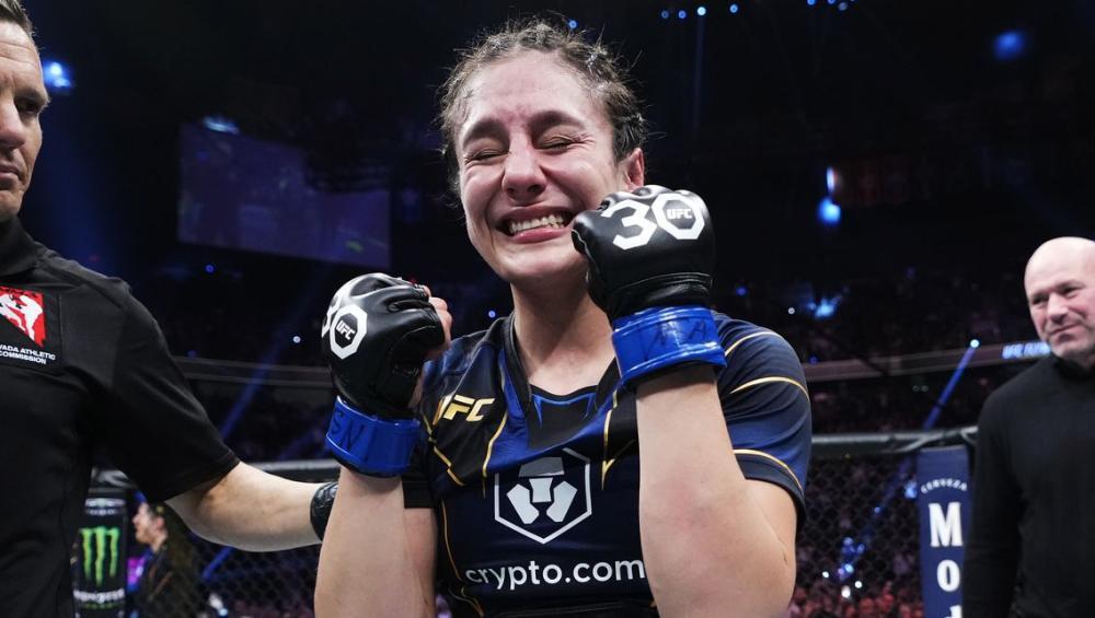 Alexa Grasso révèle qu'elle s'est déchiré le ligament croisé antérieur contre Maycee Barber