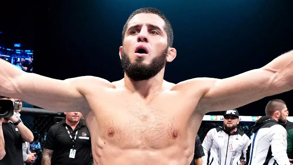 Islam Makhachev ambitionne d'être double champion de l'UFC et dénonce le classement de Jon Jones en tant que numéro 1 P4P