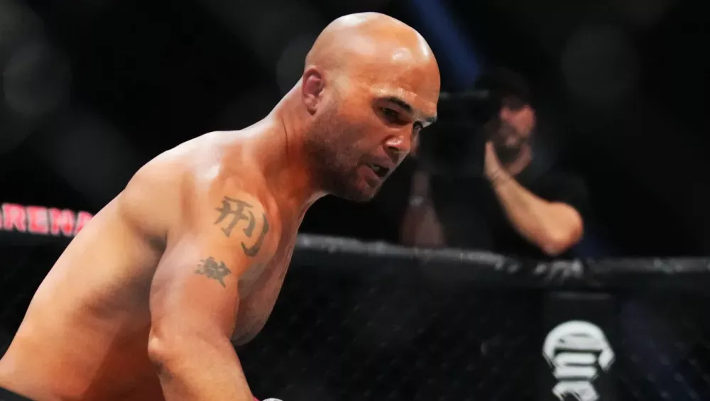 Robbie Lawler électrocute Niko Price en 38 secondes | UFC 290