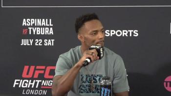 Lerone Murphy dit que Nathaniel Wood joue la victime après avoir été appelé | UFC on ESPN+ 82