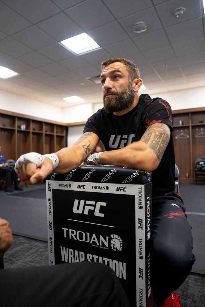 Michael Chiesa vs. Kevin Holland | UFC 291