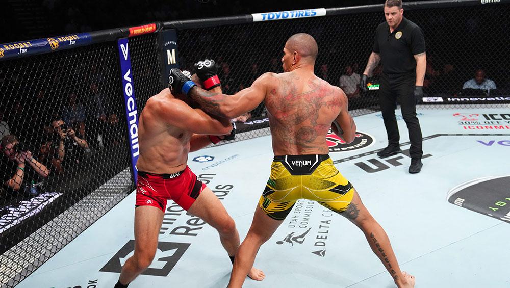 Alex Pereira bat Jan Blachowicz par décision partagée  | UFC 291