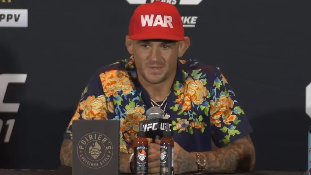 Dustin Poirier réagit suite à sa défaite par KO face à Justin Gaethje lors de l'UFC 291