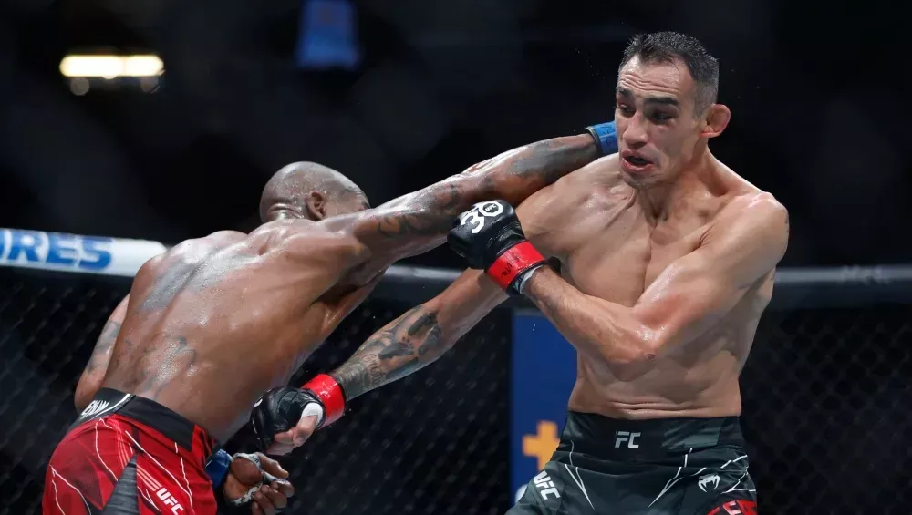 Tony Ferguson ne prendra pas sa retraite après sa défaite à l'UFC 291