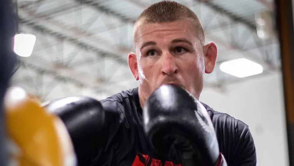 Dustin Jacoby espère faire passer un “message” avec une victoire par KO sur Kennedy Nzechukwu | UFC Nashville